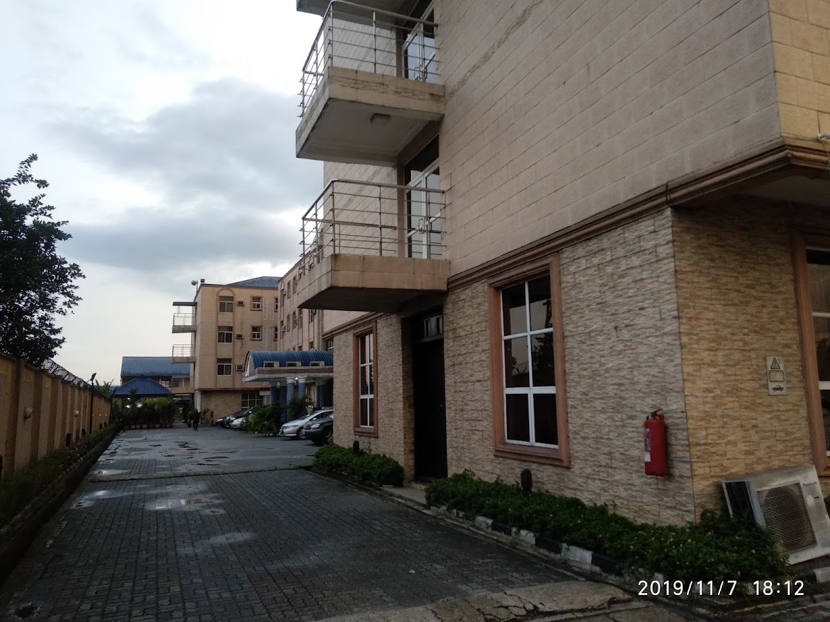 Kayriott Hotel & Suites