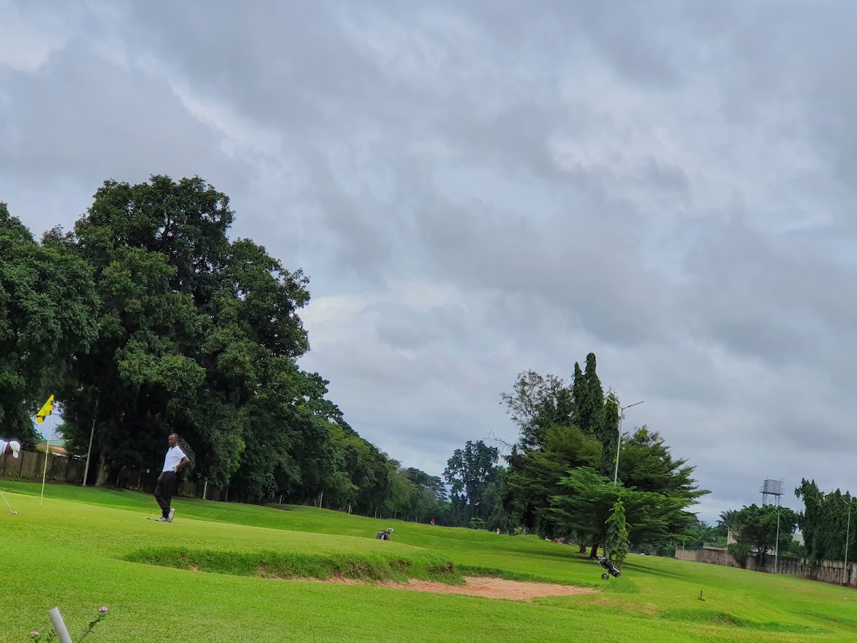 Benin Golf Course / Benin Golf Club