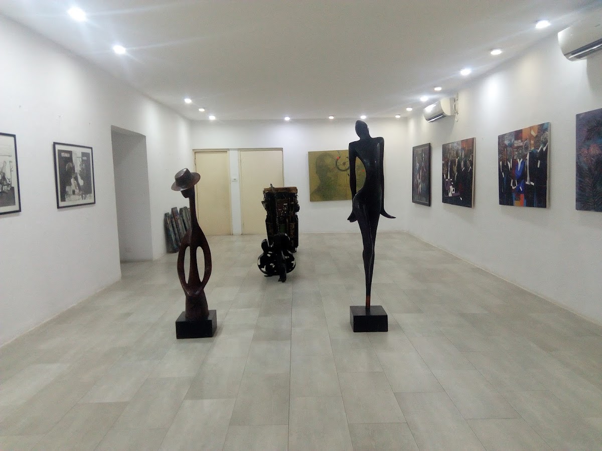 Omenka Gallery