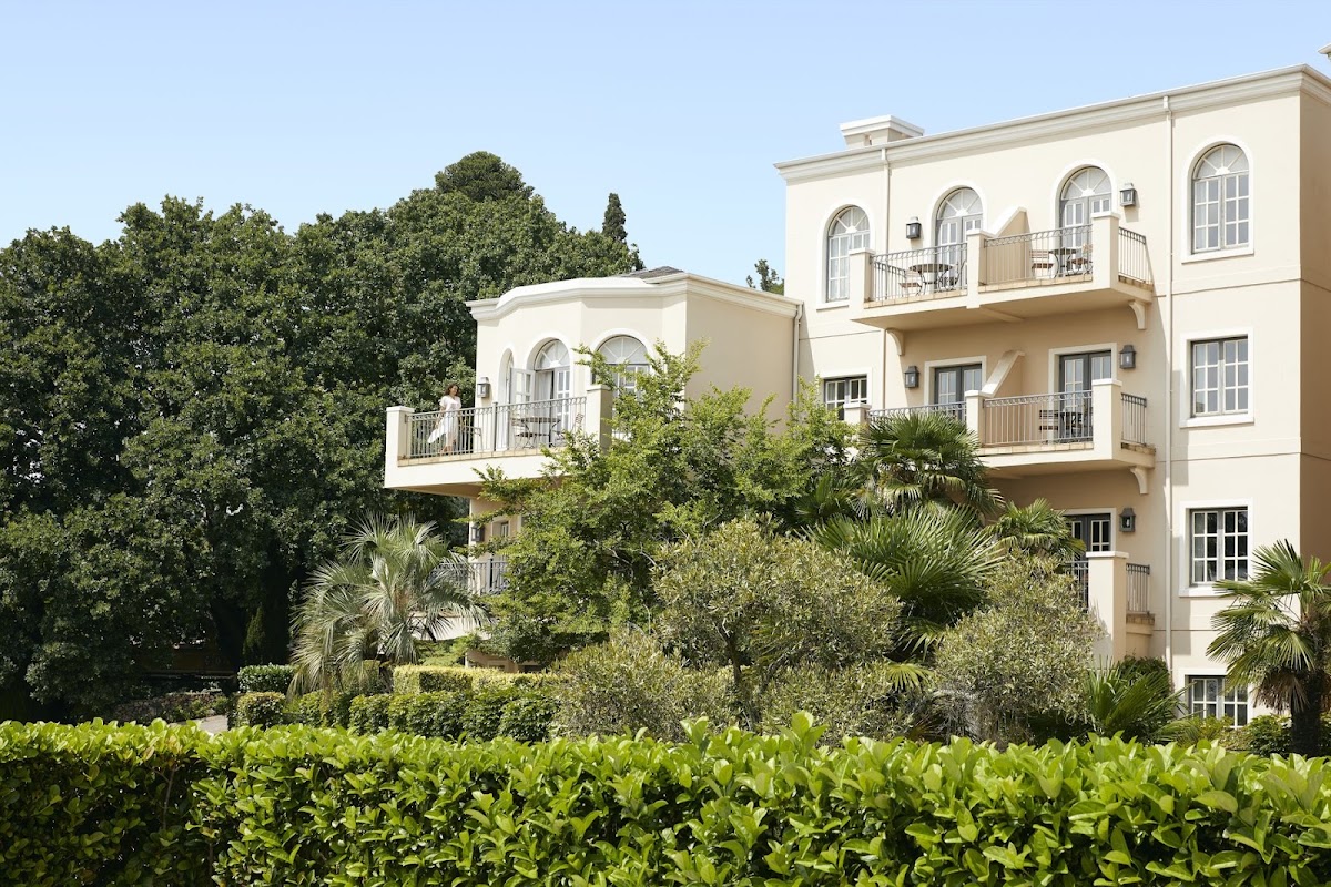 Four Seasons The Westcliff