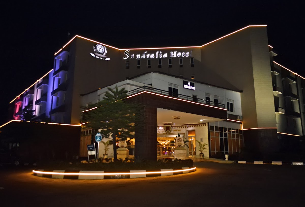 Sandralia Hotel