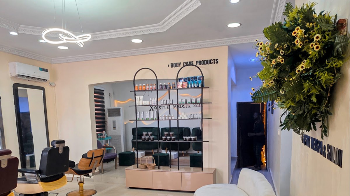 Xqisite Medspa & Salon / Spa & Salon