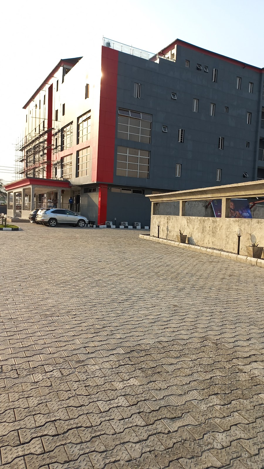 Lascurt Signature Hotel