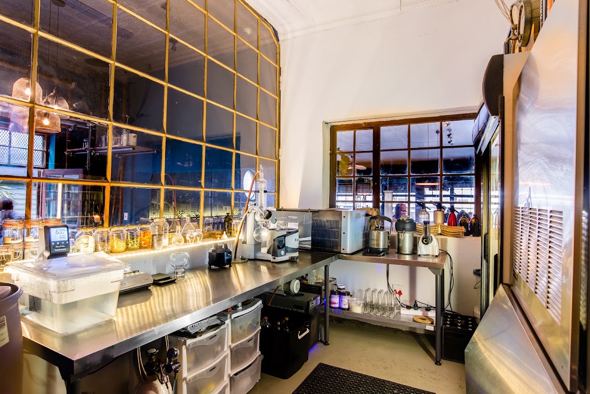 Mootee Bar