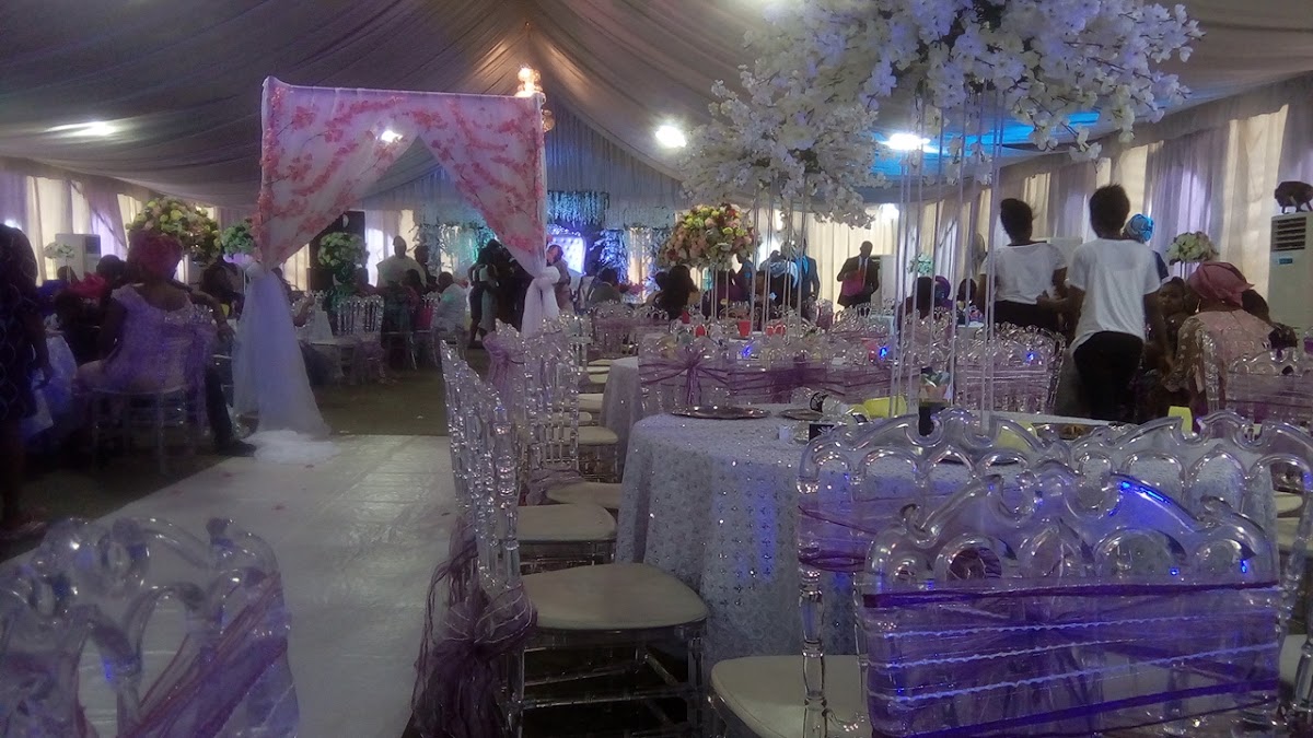 Marquee De Haven