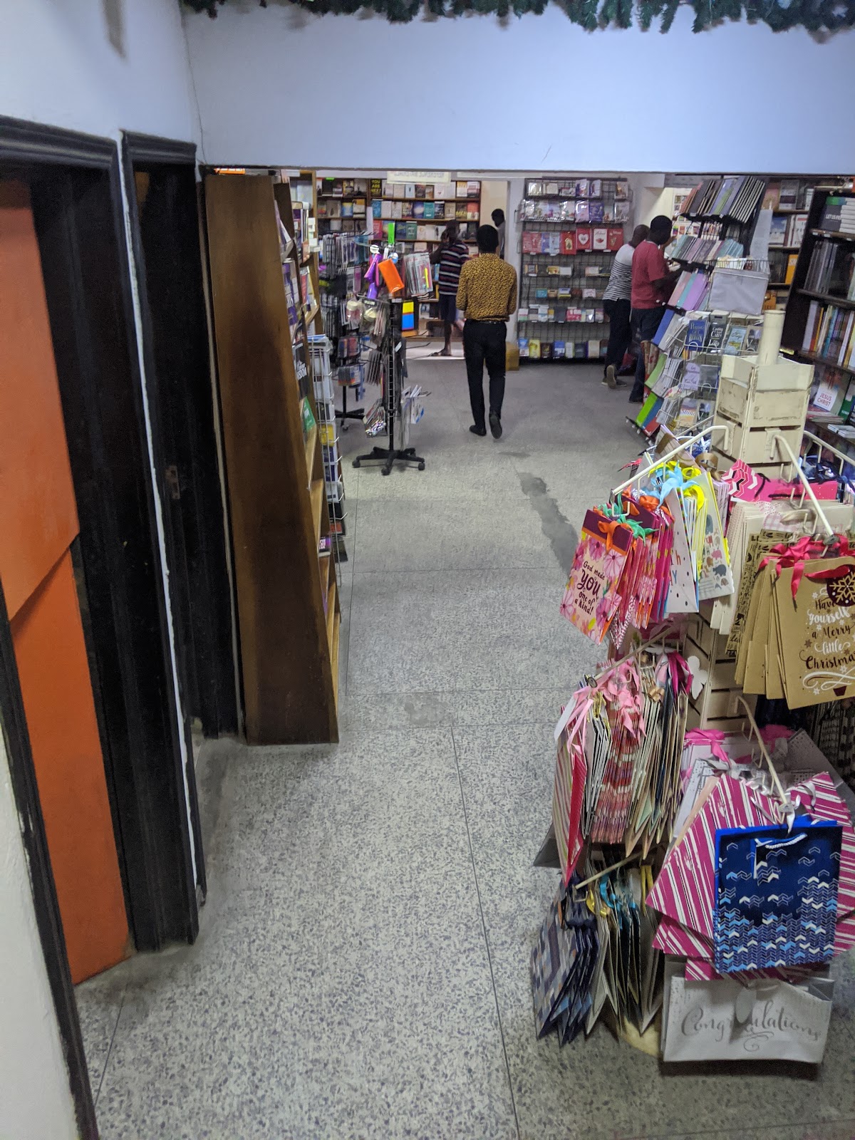 Laterna Books