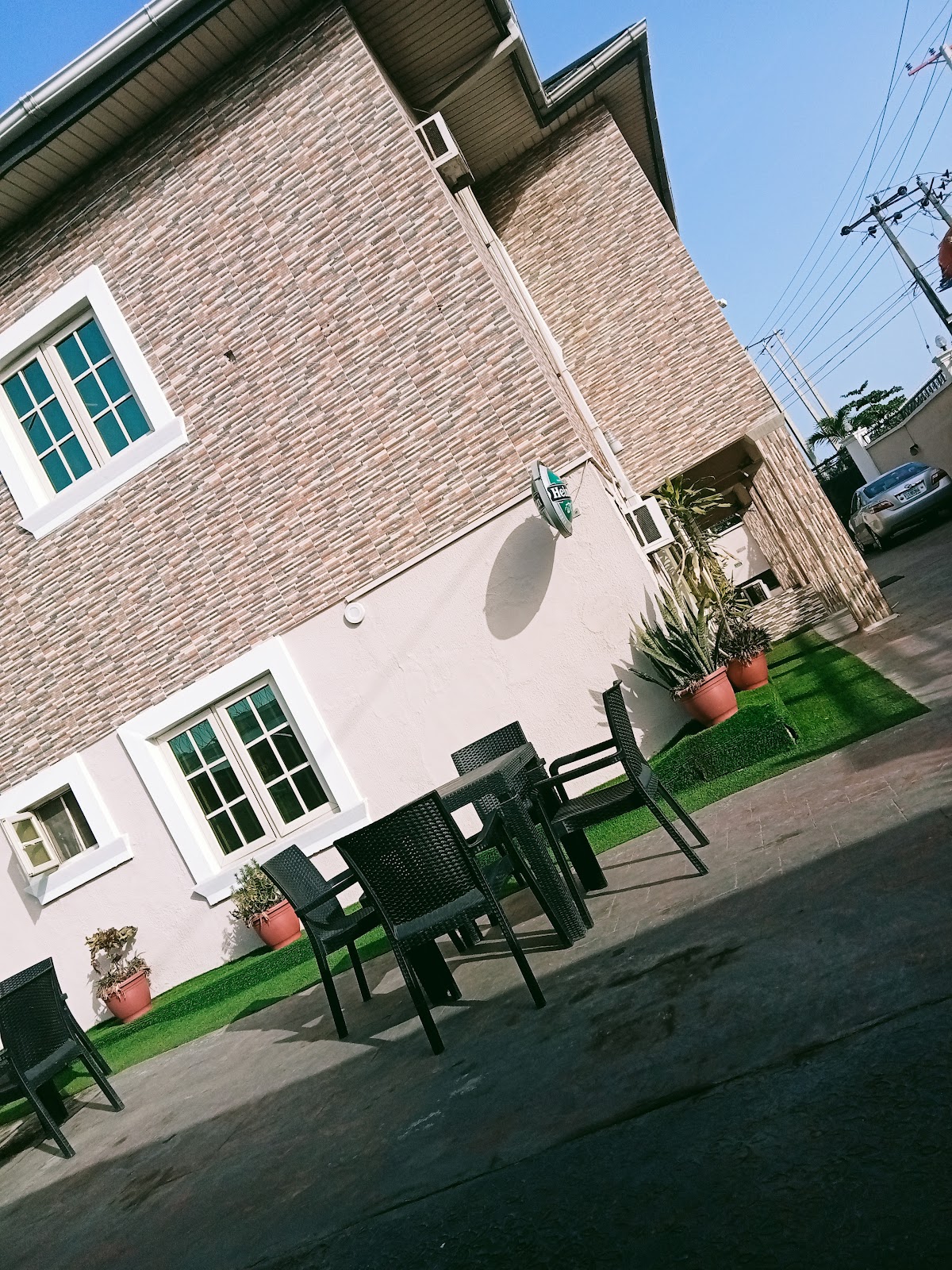 Newton Hotel