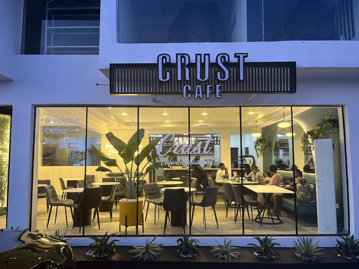 Crust Café