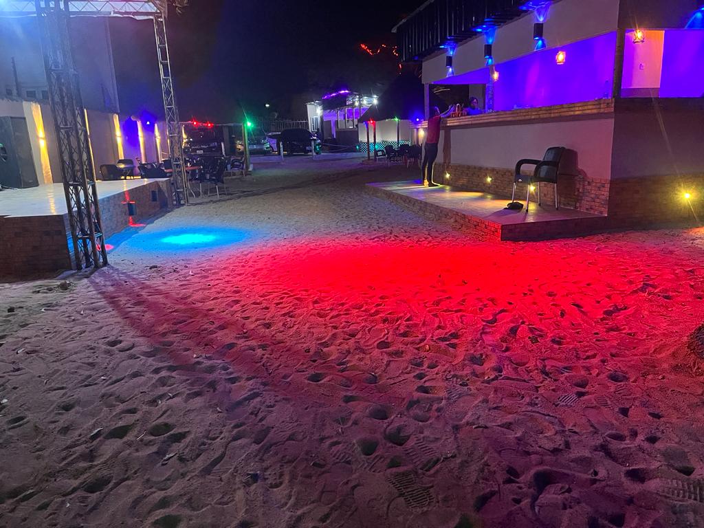 7Balls Bar n' Grill