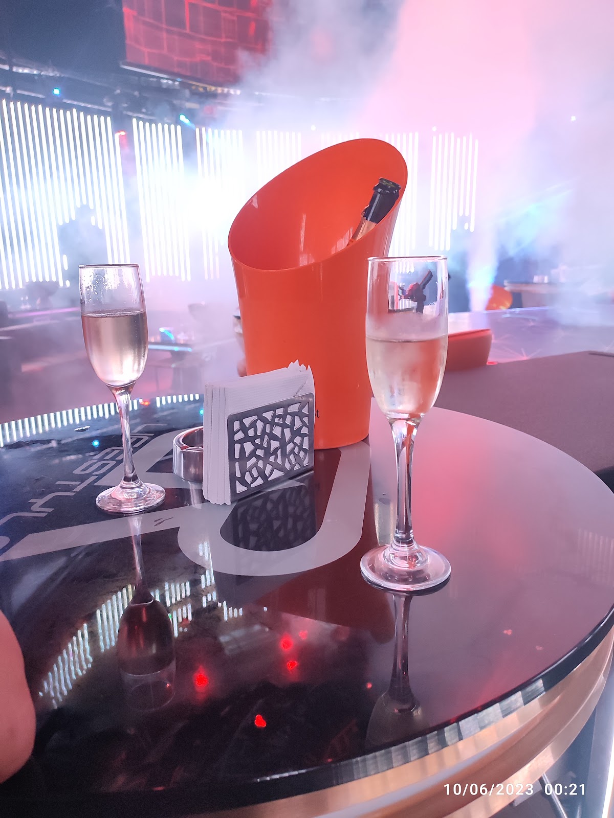 Bay Rock Lounge / Bayrock Lifestyle