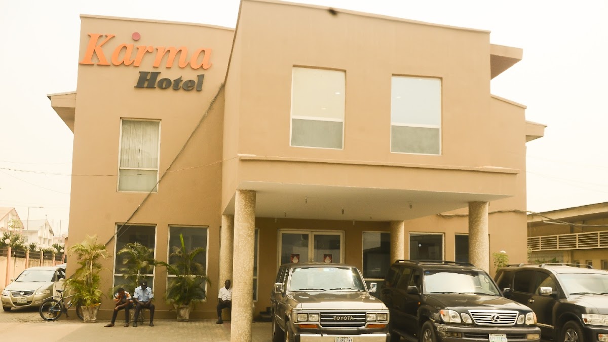 Edge Hill Hotels