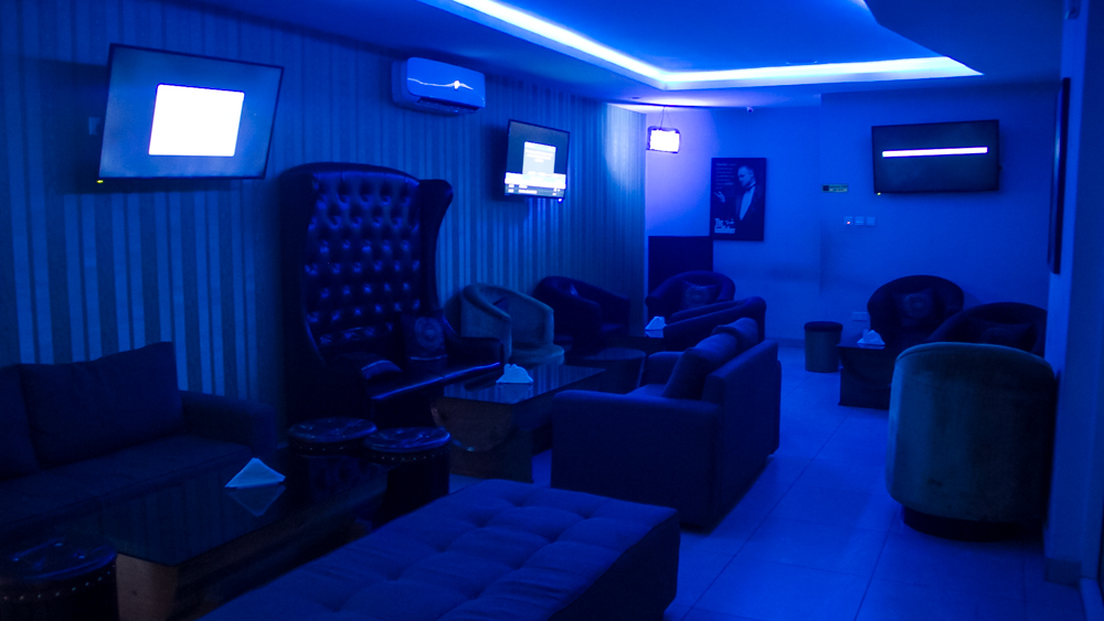 Barrel Lounge